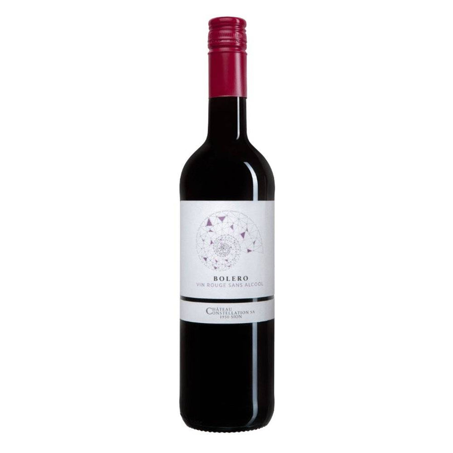 Eine Weinflasche Bolero Vin Rouge vom Château Constellation.