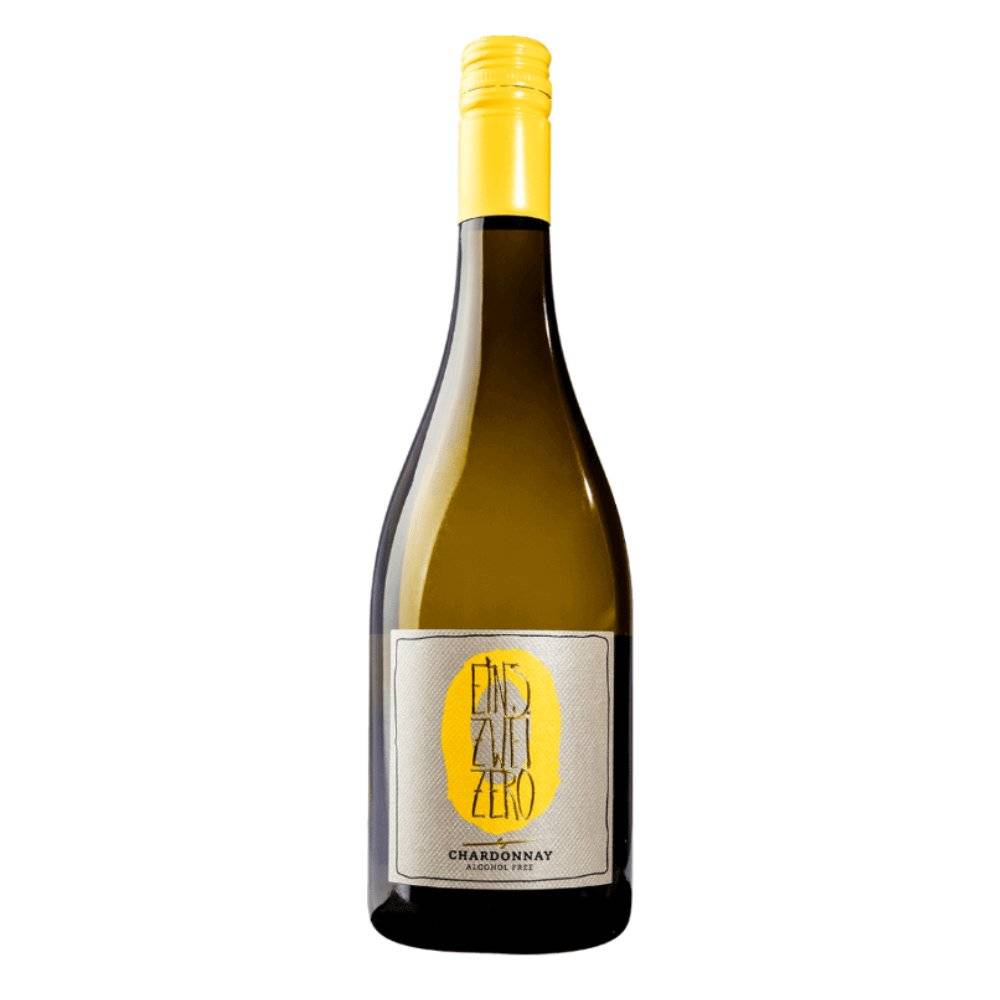 Eine Weinflasche EINS - ZWEI - ZERO Chardonnay vom Weingut Leitz.