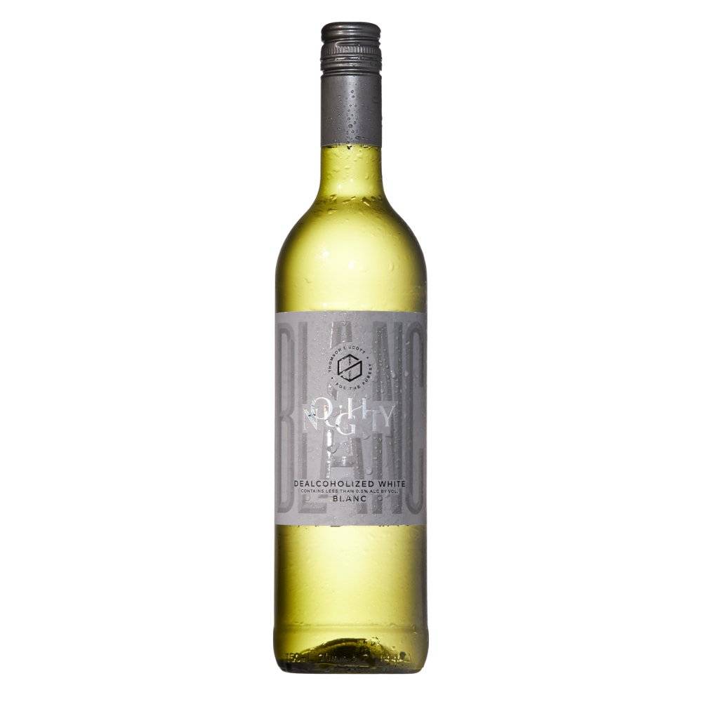 Eine Weinflasche Noughty Non-Alcoholic Blanc von Thomson & Scott.
