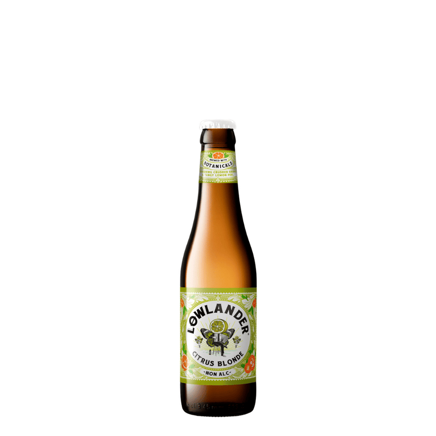 Eine Bierflasche von Lowlander non - alcoholic Citrus Blonde.