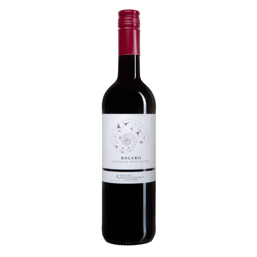 Eine Weinflasche Bolero Vin Rouge vom Château Constellation.