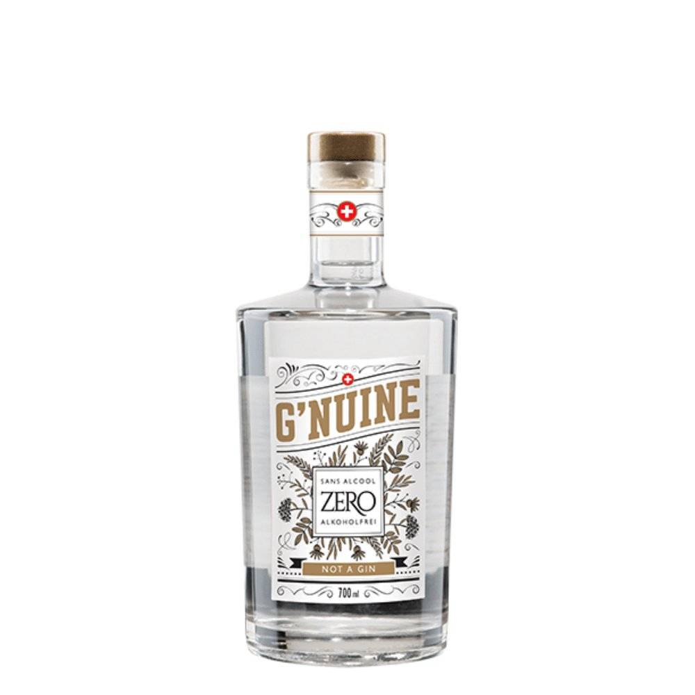 Eine Flasche G'nuine Zero. Eine alkoholfreie Alternative zu Gin.